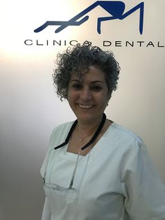 Clínica Dental Rodolfo Medina odontóloga de la clínica